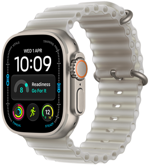 Apple Watch Ultra 4, natúr színű titántok, digitális számlap, komplikációk: nap és dátum, felkészültség, pulzusszám, Edzések, hőmérséklet, jobb oldali nézet, Digital Crown, megemelt oldalsó gomb, áttetsző szürke Óceán szíj