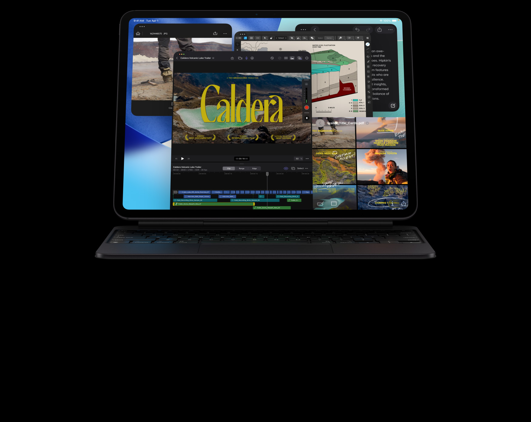 iPad Pro, horizontāls novietojums, astromelna krāsa, Apple Pencil novietots uz iPad Pro, displejā pārklājas vairāku aplikāciju logi, tostarp Final Cut Pro ar vairākām video rediģēšanas funkcijām un laika atzīmēm, Preview, Notes, kā arī vairāki multivides klipi